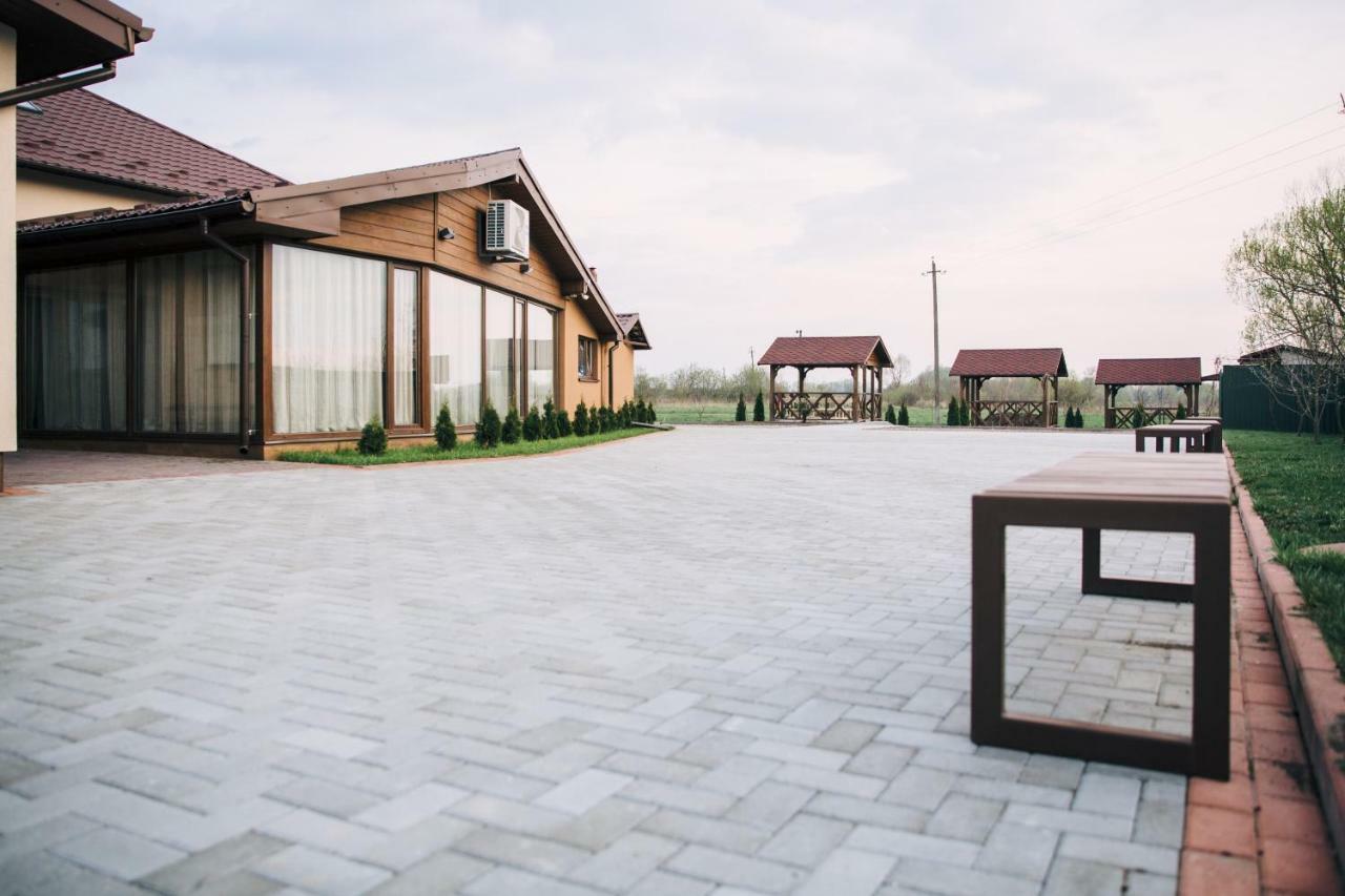 Tysmenytsia Роляда酒店 外观 照片