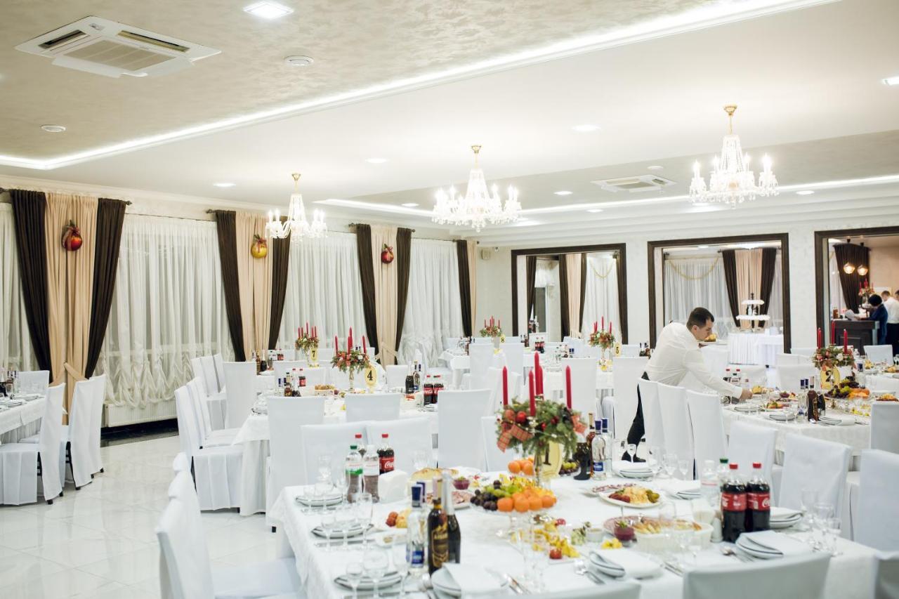 Tysmenytsia Роляда酒店 外观 照片